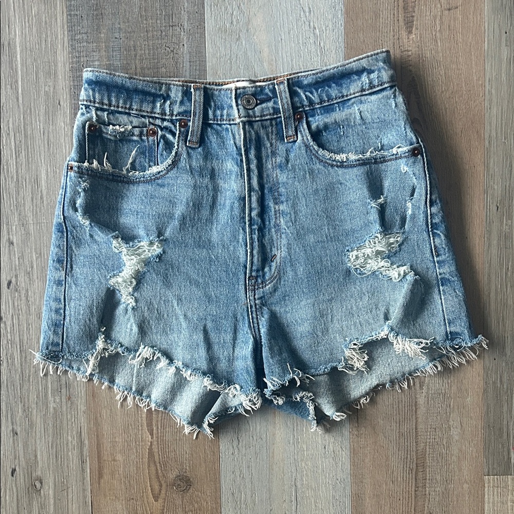 Abercrombie & Fitch High Rise Mom Short